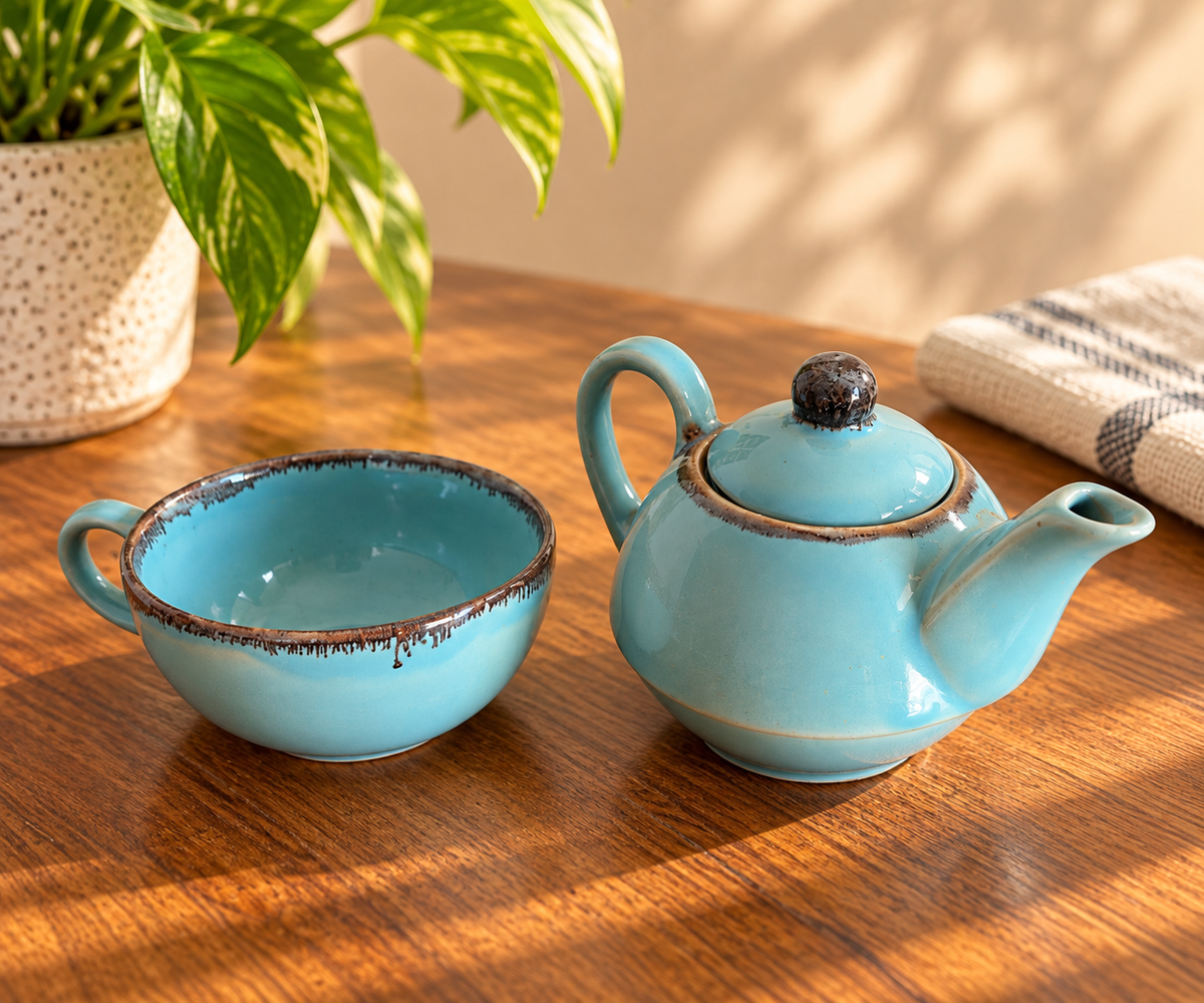 TEA POT
